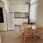 Sini * Makarska