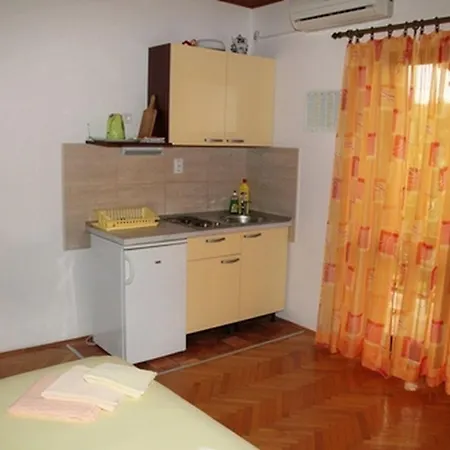 Apartment Sini *