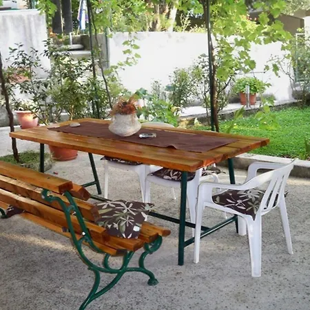 Sini Makarska