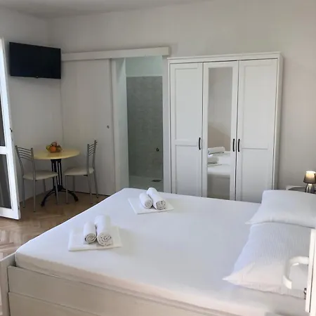Daire Sini Makarska